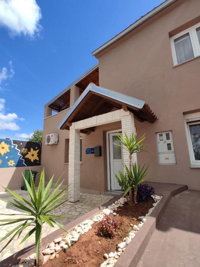 PUY Apartmani Amans מראה חיצוני תמונה